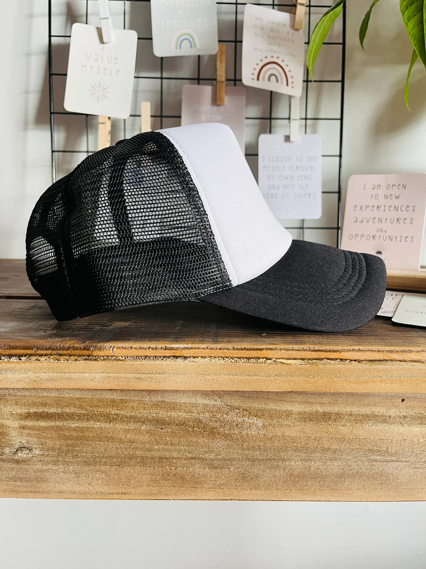 Customizable Trucker hats - Unisex